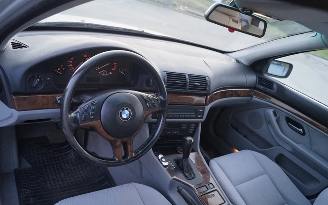 BMW Seria 5 cena 7990 przebieg: 430000, rok produkcji 2001 z Garwolin małe 497